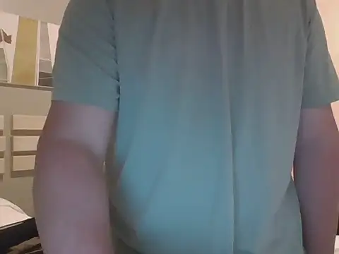 Snapshot of dotlondrina chatting on November 27, 2:57 am dotlondrina online show from November 27, 2:57 am