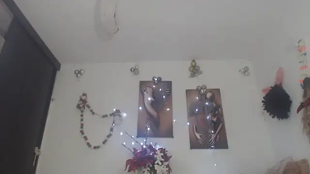 bardotbigcockts online show from December 23, 11:57 am