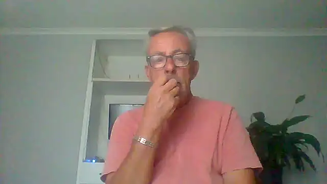 tuggy59 online show from September 14, 5:28 am