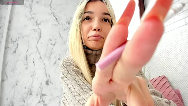 Sassy Teen online show from February 15, 9:05 am