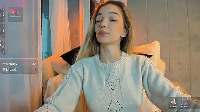 Sassy Teen online show from October 7, 9:39 am