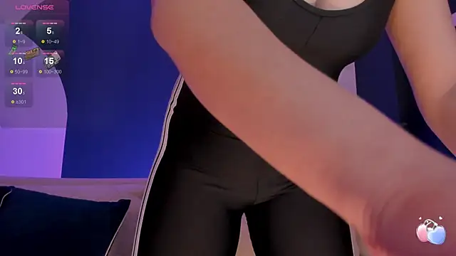 LindseyMoss online show from January 16, 9:37 am