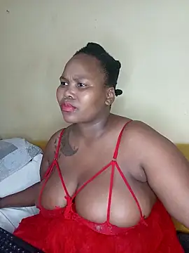 Snapshot of Real1SweetQueen chatting on February 8, 8:42 pm Real1SweetQueen online show from February 8, 8:42 pm