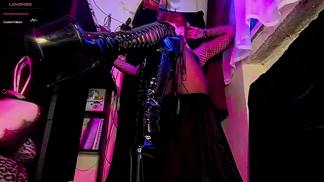 astarrot online show from February 18, 7:09 pm