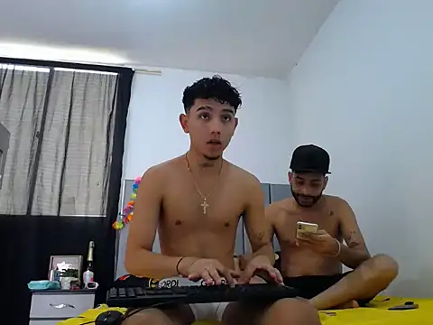 Evilboy555 online show from November 21, 3:54 pm