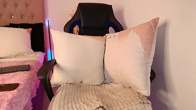 Katy Van online show from March 1, 5:09 am