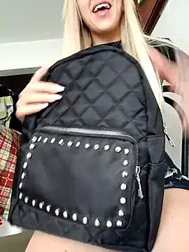 Snapshot of eva-2023 chatting on December 20, 4:46 pm eva-2023 online show from December 20, 4:46 pm