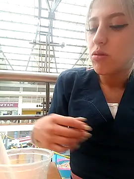 Snapshot of eva-2023 chatting on February 5, 8:04 pm eva-2023 online show from February 5, 8:04 pm