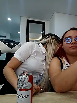 Snapshot of eva-2023 chatting on November 8, 3:07 am eva-2023 online show from November 8, 3:07 am