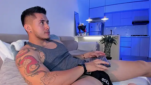 Chriskyle  online show from March 12, 2:52 am