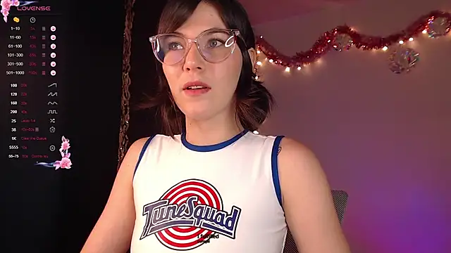 Snapshot of CherryBlossom___ chatting on January 18, 11:44 pm CherryBlossom online show from January 18, 11:44 pm