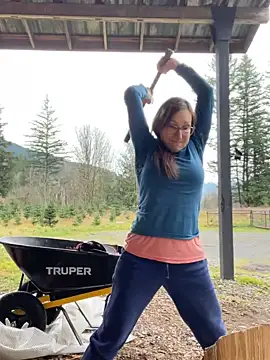 MsSamantha online show from December 13, 9:20 pm