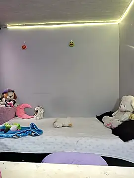 KATYGONZALEZ online show from March 15, 6:32 pm