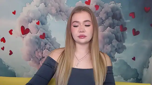 Snapshot of StacyYellig chatting on February 19, 7:48 pm StacyYellig online show from February 19, 7:48 pm