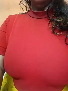 CUTE SOPHIA- online show from January 1, 6:37 am