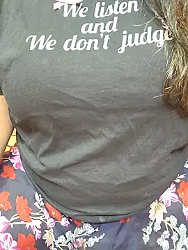 CUTE SOPHIA- online show from October 11, 8:40 pm