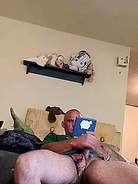 littleChop33 online show from October 5, 12:42 am