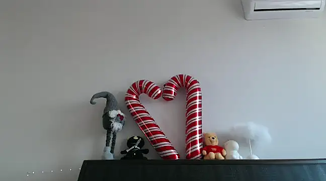 Snapshot of _mika_in_passion chatting on February 18, 2:38 pm mika in passion online show from February 18, 2:38 pm