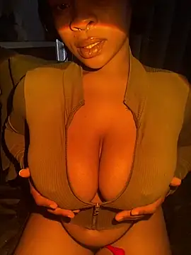 YellowHoneyDip online show from January 6, 6:36 am