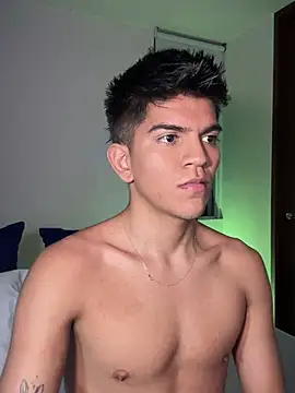 santiago 01 online show from January 31, 12:39 am