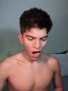 santiago 01 online show from February 23, 11:14 pm