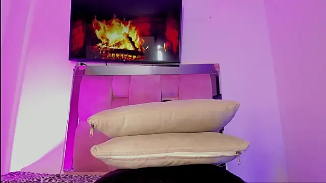 emily lady20 online show from March 9, 11:25 pm