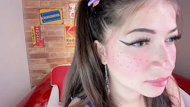 miss  pamela online show from October 3, 11:07 am