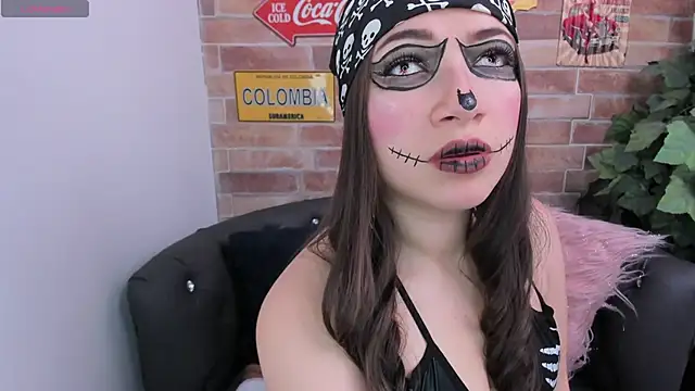 miss  pamela online show from October 31, 11:33 am