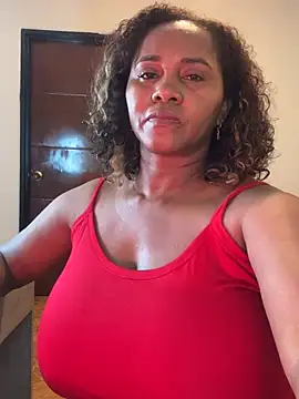 AliciaMiilf online show from February 18, 3:53 am