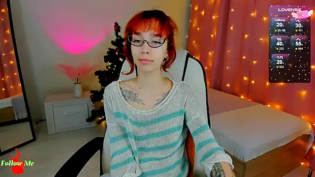 LeylaNoiry online show from January 4, 2:46 pm