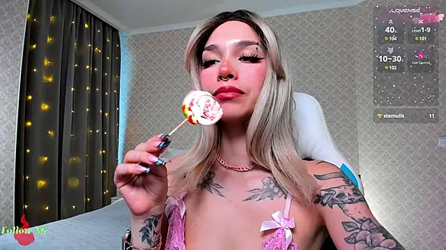 LeylaNoiry online show from February 28, 3:04 pm