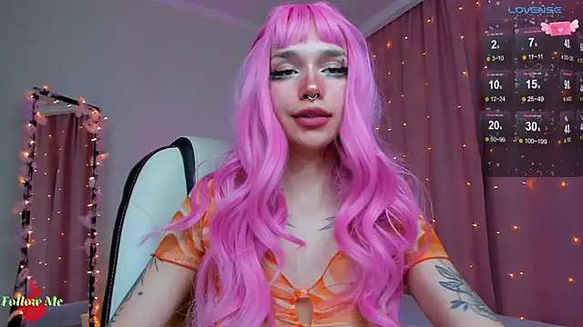 LeylaNoiry online show from March 17, 9:13 pm