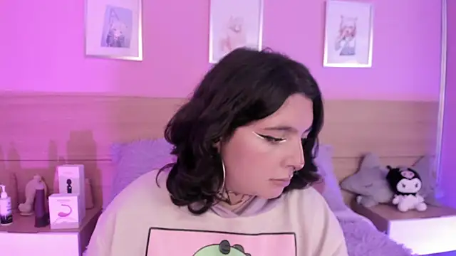 Snapshot of Sachi_Meow chatting on February 23, 4:46 pm Sachi Meow online show from February 23, 4:46 pm