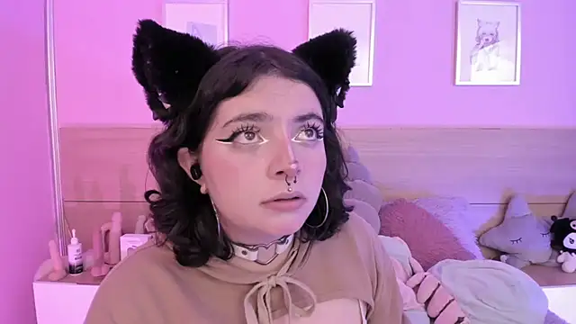 Snapshot of Sachi_Meow chatting on March 2, 6:40 pm Sachi Meow online show from March 2, 6:40 pm