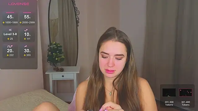 LovelyJessie online show from December 17, 5:15 pm