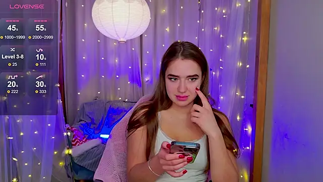 LovelyJessie online show from December 28, 4:52 pm