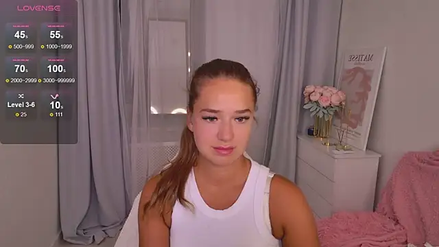 LovelyJessie online show from September 12, 1:55 pm