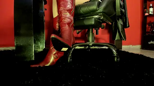 Snapshot of Julieta_Wall_ chatting on January 16, 1:48 am Julieta Wall online show from January 16, 1:48 am