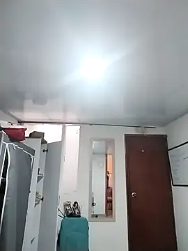 Snapshot of Julieta_Wall_ chatting on March 2, 10:27 pm Julieta Wall online show from March 2, 10:27 pm