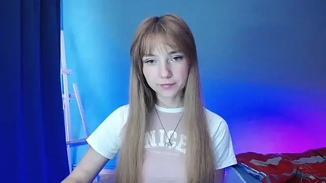 LuciaYoung online show from January 21, 7:26 am