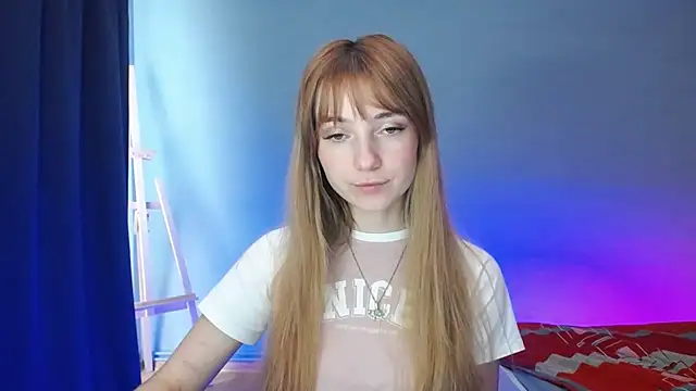 LuciaYoung online show from January 21, 10:30 am