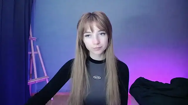 LuciaYoung online show from February 4, 7:22 pm