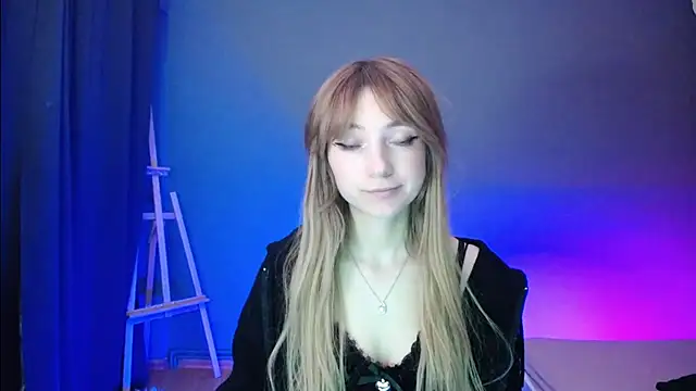 LuciaYoung online show from March 8, 10:24 pm