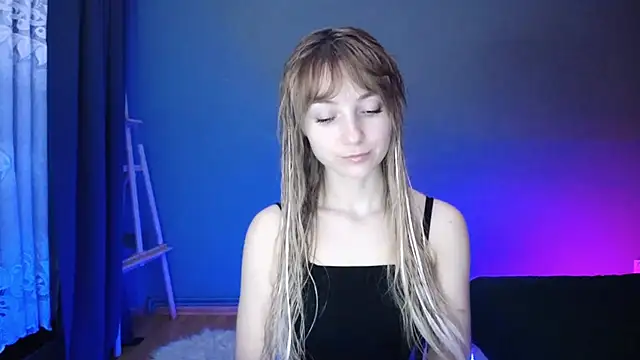 LuciaYoung online show from March 17, 10:17 pm