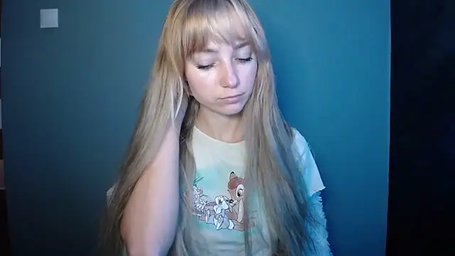 LuciaYoung online show from September 29, 6:29 am