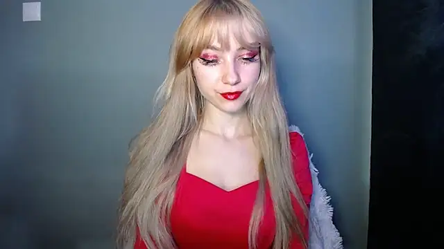 LuciaYoung online show from November 19, 7:41 am