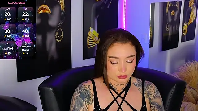  brenna hanson online show from January 24, 8:11 pm