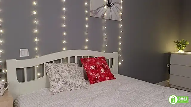 Snapshot of CutieBeauty chatting on January 16, 3:02 pm CutieBeauty online show from January 16, 3:02 pm