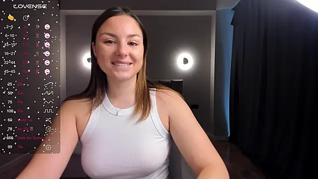 ThreeshaWhite online show from February 18, 6:48 am