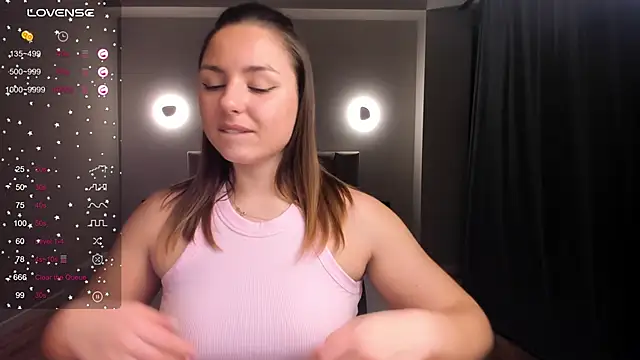 ThreeshaWhite online show from February 19, 4:22 pm